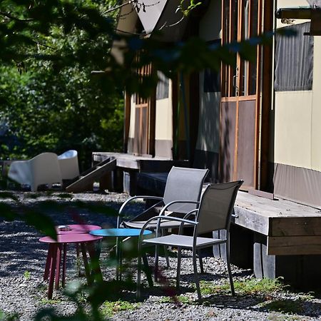 Vallon-Pont-dʼArc Prehistoric Lodge - Adult Only מראה חיצוני תמונה