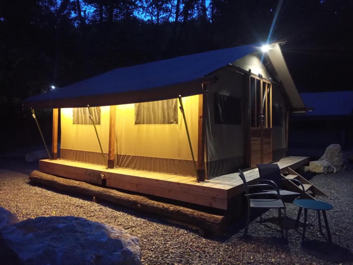 Vallon-Pont-dʼArc Prehistoric Lodge - Adult Only מראה חיצוני תמונה