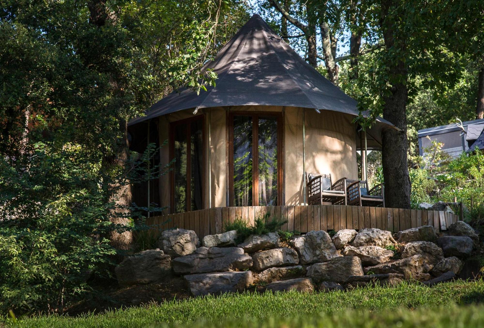 Vallon-Pont-dʼArc Prehistoric Lodge - Adult Only מראה חיצוני תמונה