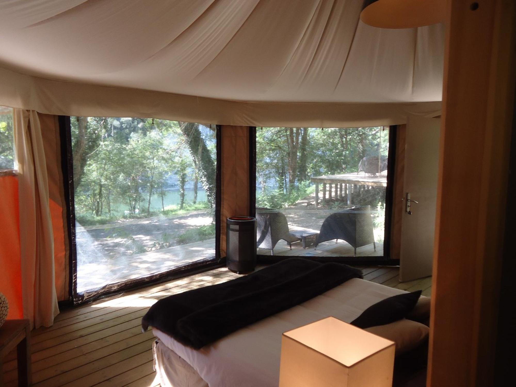 Vallon-Pont-dʼArc Prehistoric Lodge - Adult Only מראה חיצוני תמונה