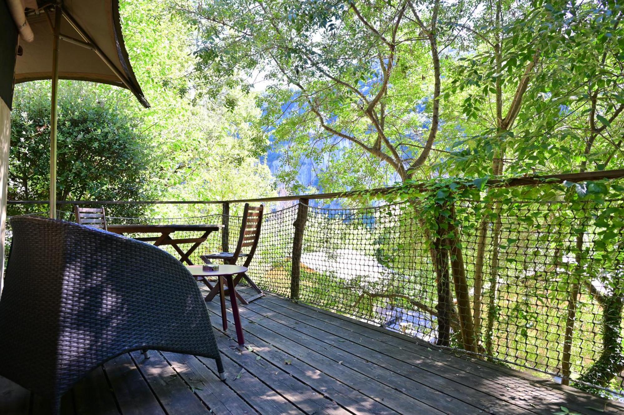 Vallon-Pont-dʼArc Prehistoric Lodge - Adult Only מראה חיצוני תמונה