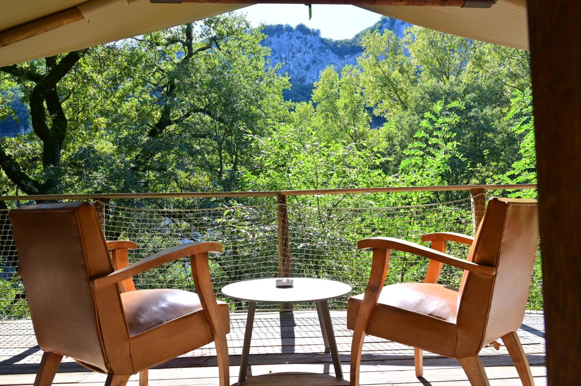 Vallon-Pont-dʼArc Prehistoric Lodge - Adult Only מראה חיצוני תמונה
