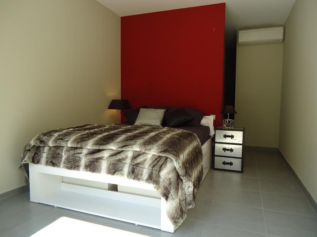 Vallon-Pont-dʼArc Prehistoric Lodge - Adult Only מראה חיצוני תמונה