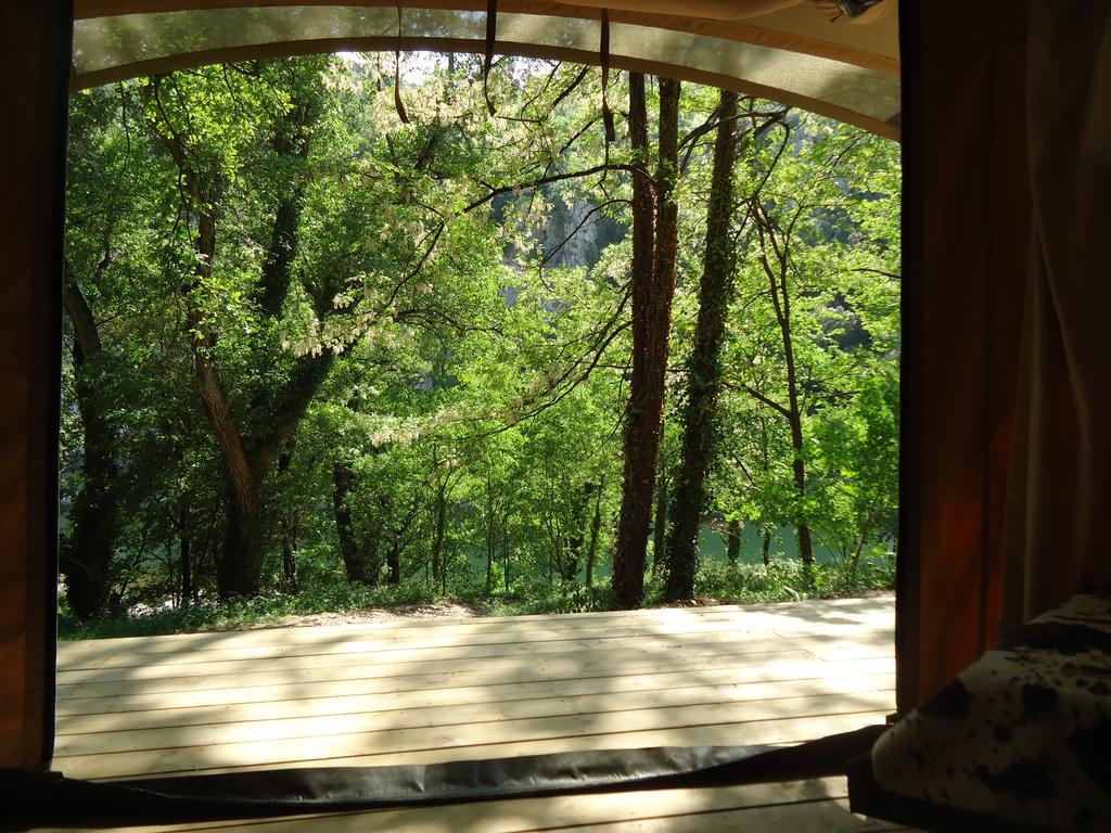 Vallon-Pont-dʼArc Prehistoric Lodge - Adult Only חדר תמונה