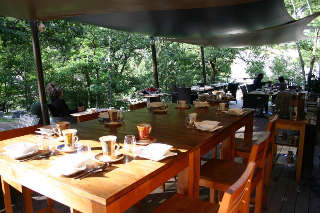 Vallon-Pont-dʼArc Prehistoric Lodge - Adult Only מראה חיצוני תמונה