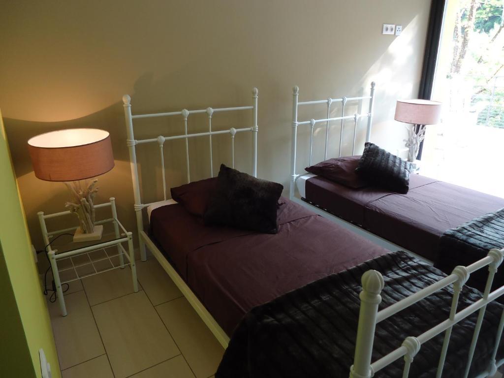 Vallon-Pont-dʼArc Prehistoric Lodge - Adult Only חדר תמונה